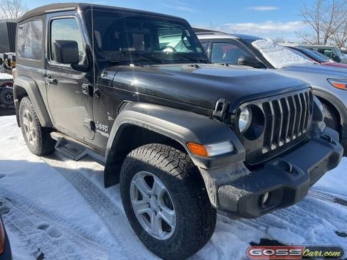 Used 2020 Jeep Wrangler Sport S image 2