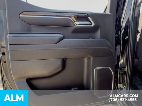 Used 2023 GMC Sierra 1500 Elevation image 18