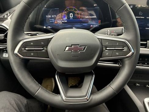 New 2026 Chevrolet Equinox LT FWD image 12