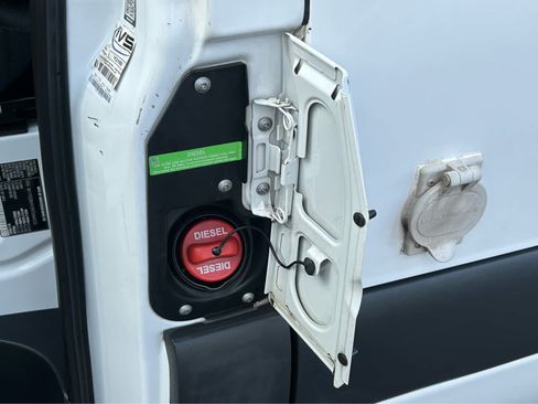 Used 2022 Mercedes-Benz Sprinter 3500 image 10