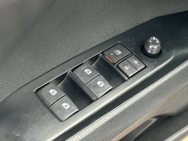 Used 2018 Toyota Camry SE w/ Convenience Package FWD image 23