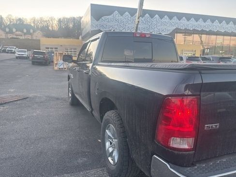 Used 2014 RAM 1500 Classic SLT image 8
