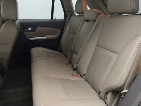 Used 2014 Ford Edge SEL w/ Equipment Group 205A image 18