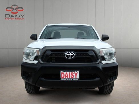 Used 2015 Toyota Tacoma 2WD Access Cab image 2