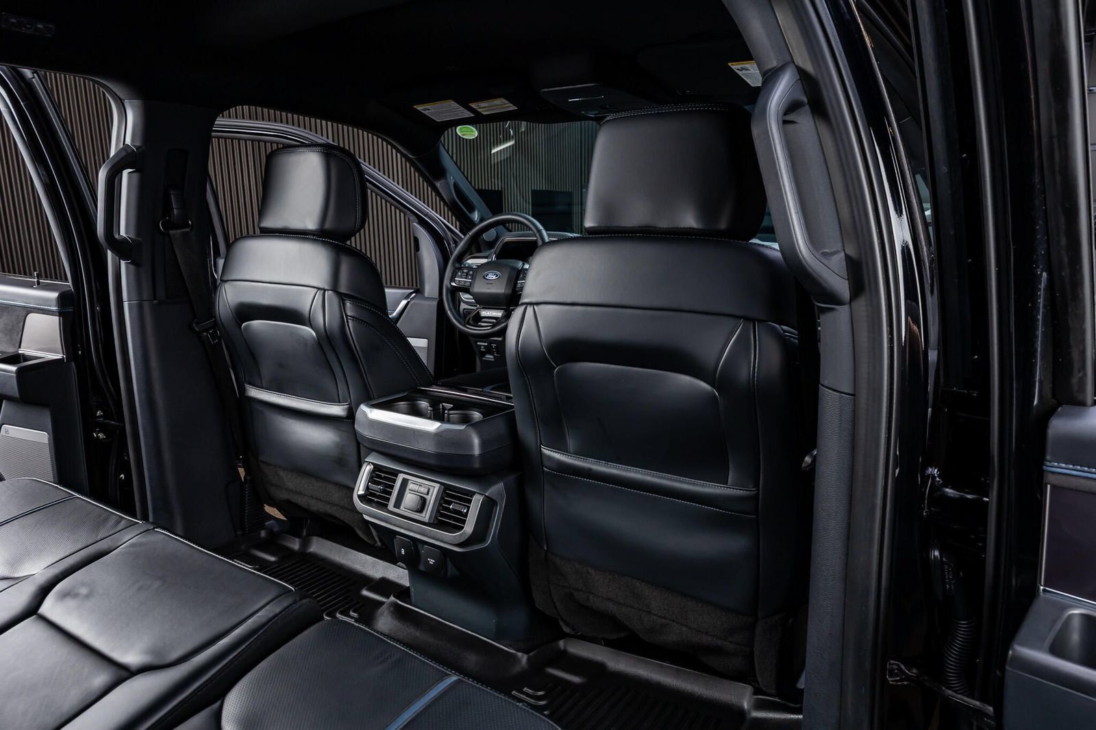 Used 2024 Ford F150 Platinum AWD/4WD image 31