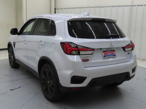 New 2025 Mitsubishi Outlander Sport LE image 5