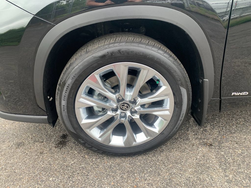 New 2026 Toyota Highlander Limited AWD/4WD image 34