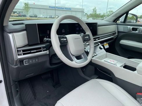 New 2025 Hyundai Santa Fe SEL image 9