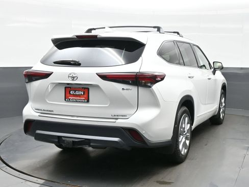 Used 2025 Toyota Highlander Limited AWD/4WD image 5