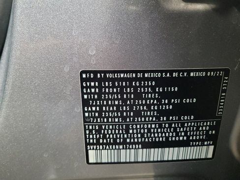 Used 2022 Volkswagen Tiguan SE FWD image 33