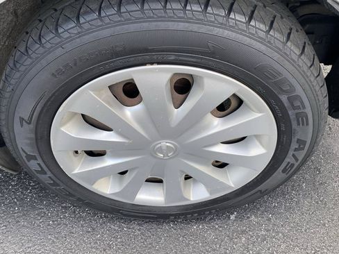 Used 2015 Nissan Versa Note SV FWD image 17