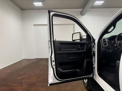 Used 2024 RAM 2500 Tradesman w/ Chrome Appearance Group image 56