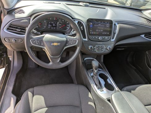 Used 2024 Chevrolet Malibu LT image 12