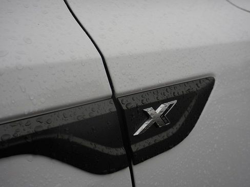 Used 2023 Kia Sorento X-Line EX image 23