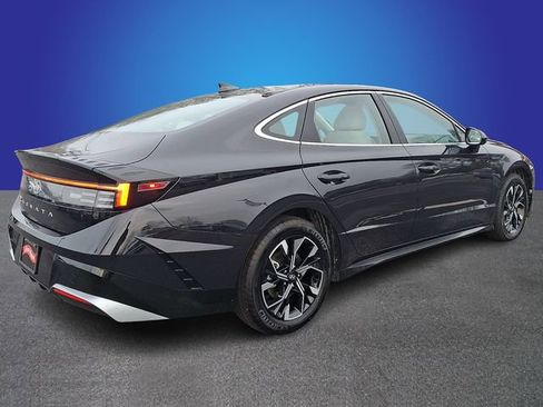 Used 2025 Hyundai Sonata SEL image 4