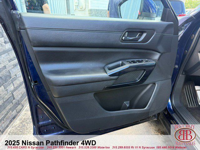 Used 2025 Nissan Pathfinder SV AWD/4WD image 9