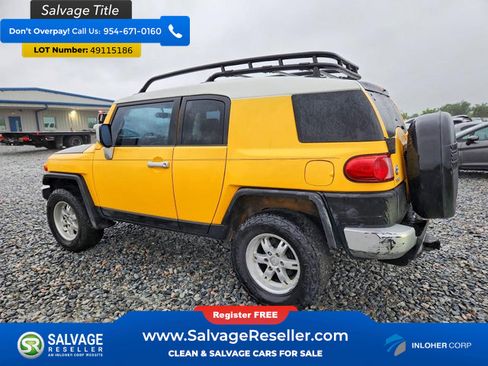 Used 2007 Toyota FJ Cruiser 2WD image 3