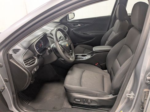 Used 2024 Chevrolet Malibu LT FWD image 20