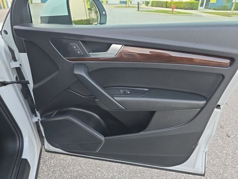 Used 2019 Audi Q5 2.0T Premium image 17