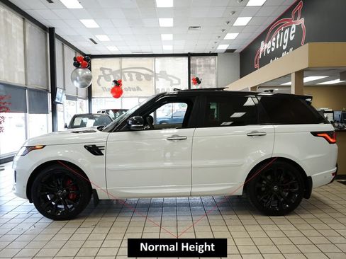 Used 2019 Land Rover Range Rover Sport HST AWD/4WD image 4