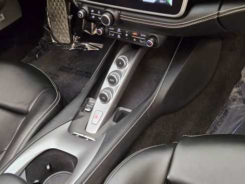 Used 2022 Ferrari Portofino M RWD image 27