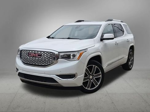 Used 2019 GMC Acadia Denali w/ Technology Package AWD/4WD image 1