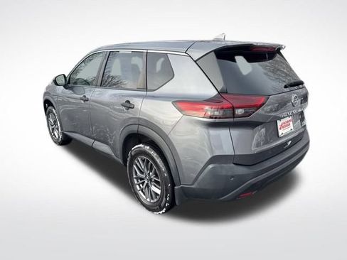 Used 2021 Nissan Rogue S image 3