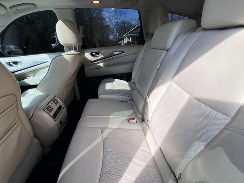 Used 2018 INFINITI QX60 Base 4dr SUV w/ Premium Plus Package image 13