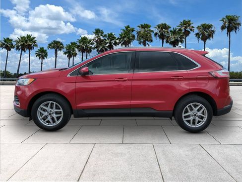 Certified 2024 Ford Edge SEL w/ Convenience Package AWD/4WD image 4