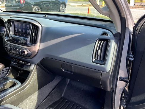 Used 2020 Chevrolet Colorado Z71 image 17