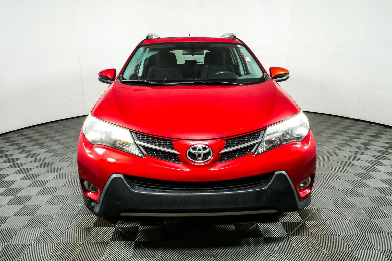 Used 2013 Toyota RAV4 XLE FWD image 24