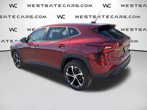 Used 2024 Chevrolet Trax RS image 10