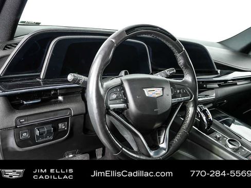 Used 2024 Cadillac Escalade ESV Sport image 4