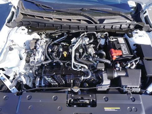 Used 2025 Nissan Altima 2.5 SR image 7