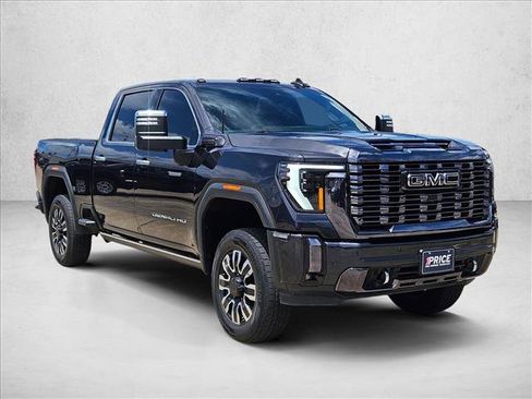 Used 2024 GMC Sierra 2500 Denali Ultimate AWD/4WD image 3