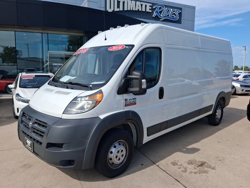 Used 2016 RAM ProMaster 2500 FWD image 1