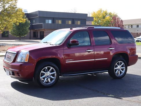 Used 2011 GMC Yukon Denali image 10