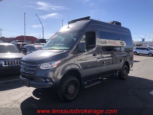 Used 2020 Mercedes-Benz Sprinter 2500 image 5