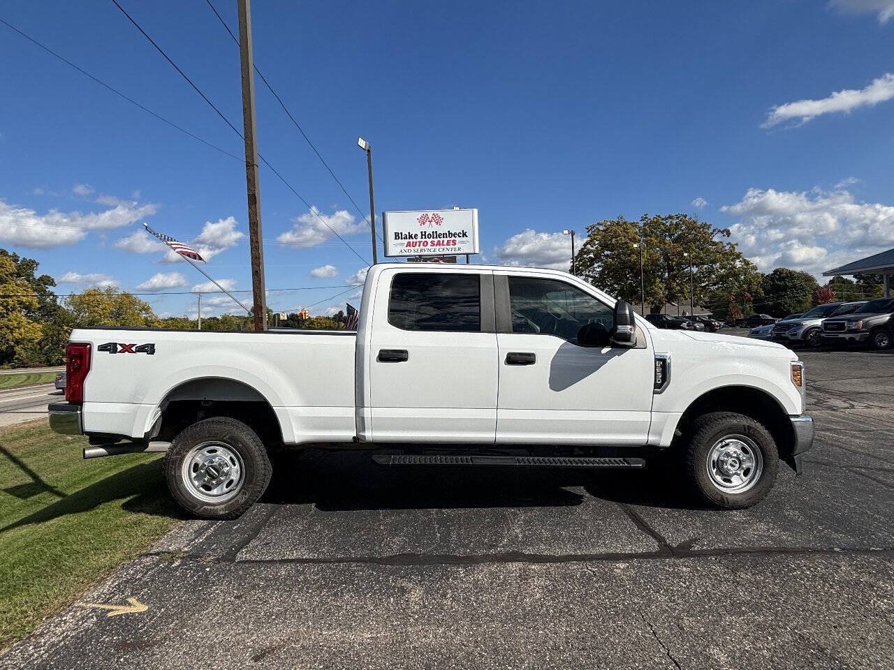 Used 2019 Ford F250 XL w/ Power Equipment Group AWD/4WD image 2