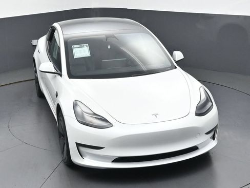 Used 2023 Tesla Model 3 Standard Range RWD image 41