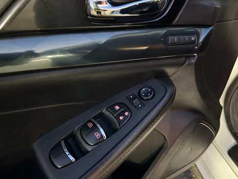 Used 2019 Nissan Maxima SR w/ Premium Package FWD image 23