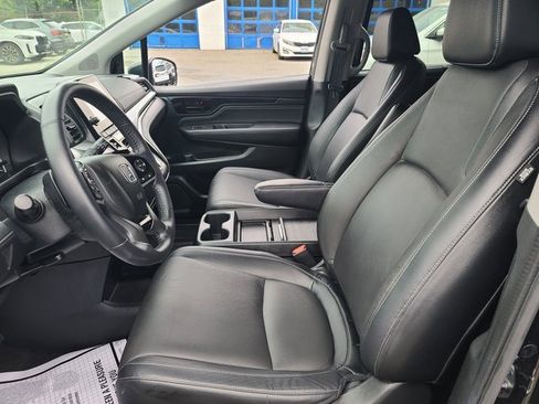 Used 2023 Honda Odyssey Touring image 7