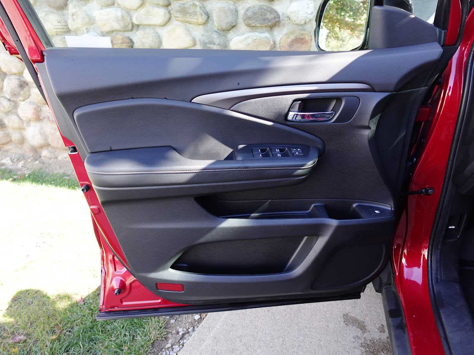Certified 2021 Honda Ridgeline Sport image 10