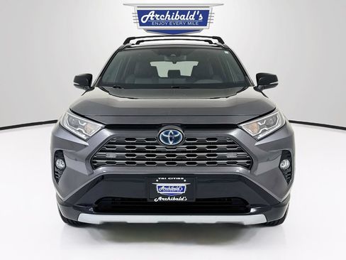 Used 2021 Toyota RAV4 XSE AWD/4WD image 2