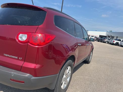 Used 2011 Chevrolet Traverse LT w/ Personal Connectivity Package image 5