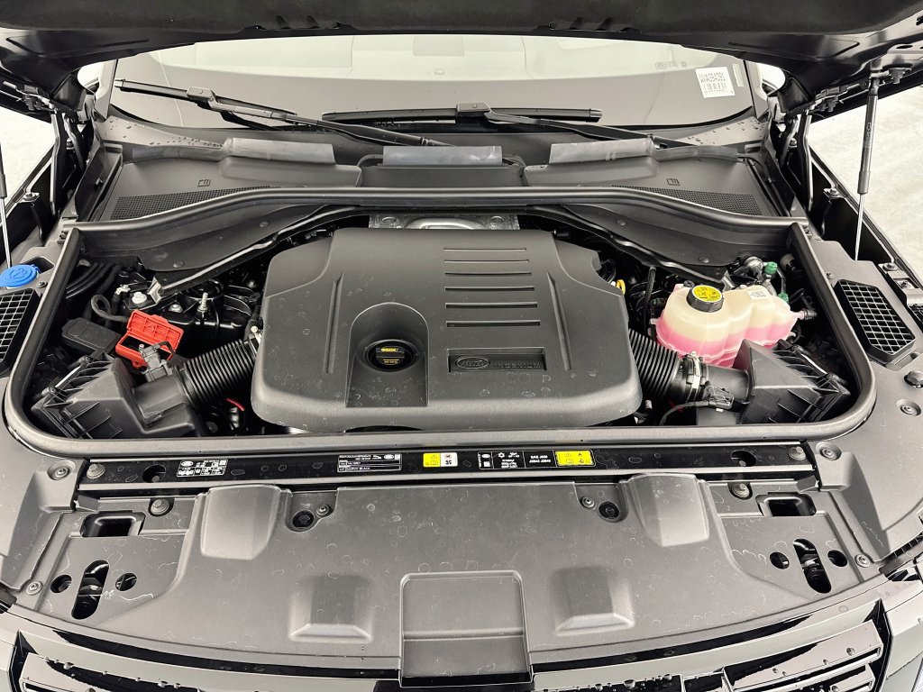 New 2027 Land Rover Range Rover SE AWD/4WD image 32