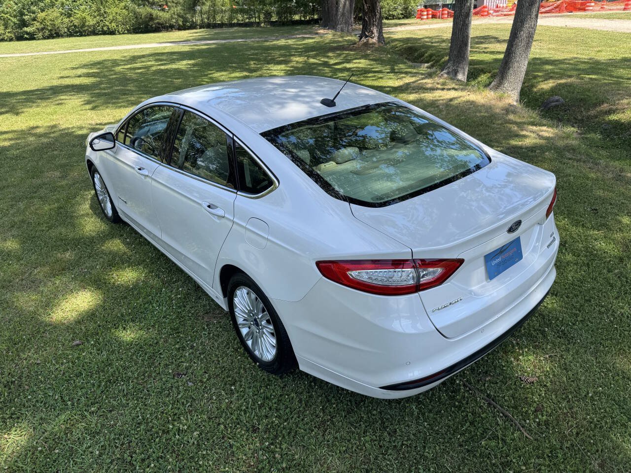 Used 2013 Ford Fusion SE FWD image 7