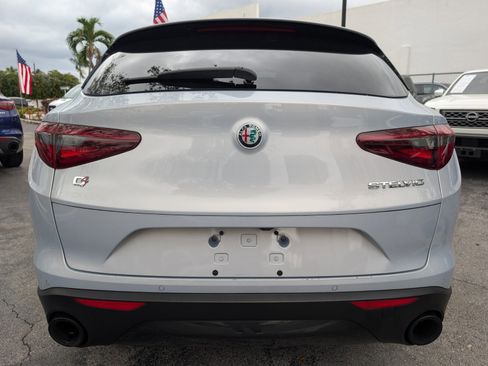 Used 2022 Alfa Romeo Stelvio Sprint image 15