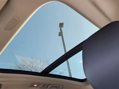 New 2025 Volvo XC60 B5 Core w/ Protection Package Premier image 16