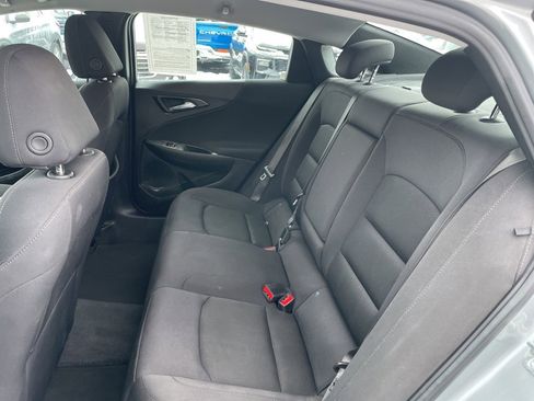 Used 2024 Chevrolet Malibu LT image 11